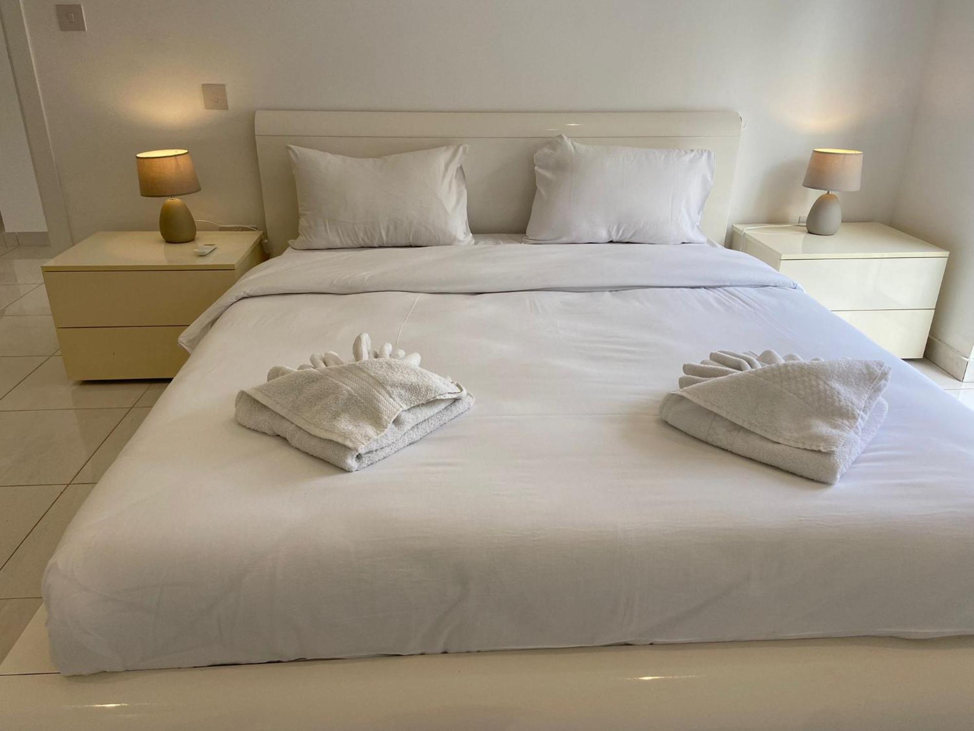 Spectacular Distant Seaview Apt Sliema Luaran gambar